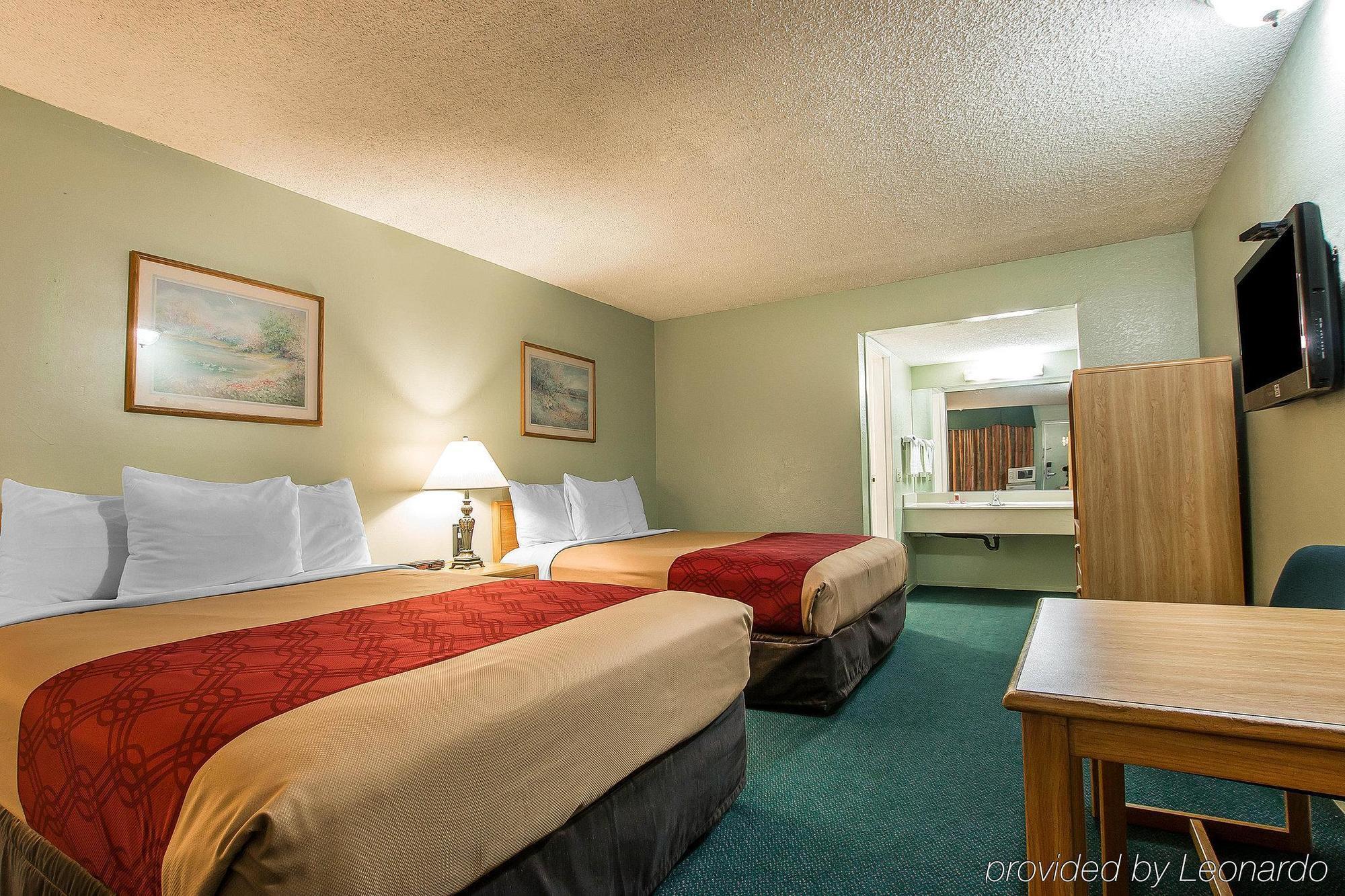 Econo Lodge Anaheim North Bagian luar foto