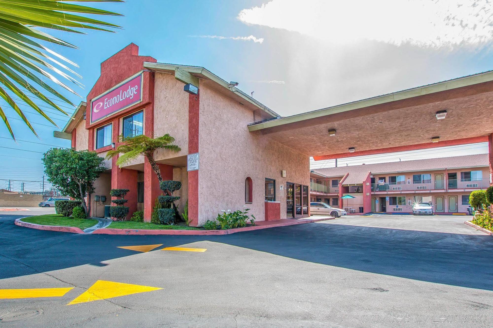 Econo Lodge Anaheim North Bagian luar foto
