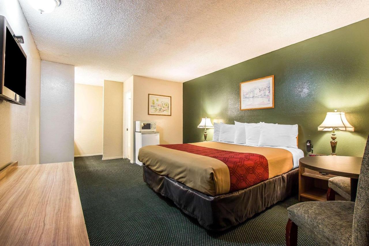 Econo Lodge Anaheim North Bagian luar foto